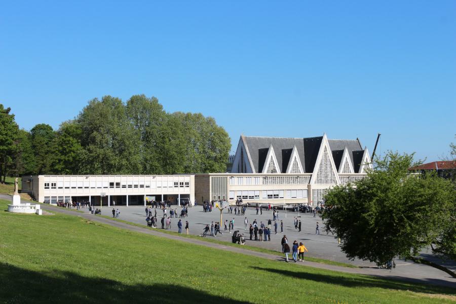 campus