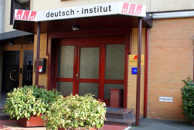 did deutsch-institut - Frankfurt - Standard Courses
